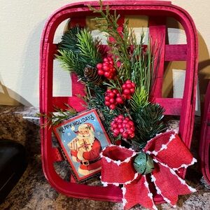 Tobacco basket hangers for Christmas